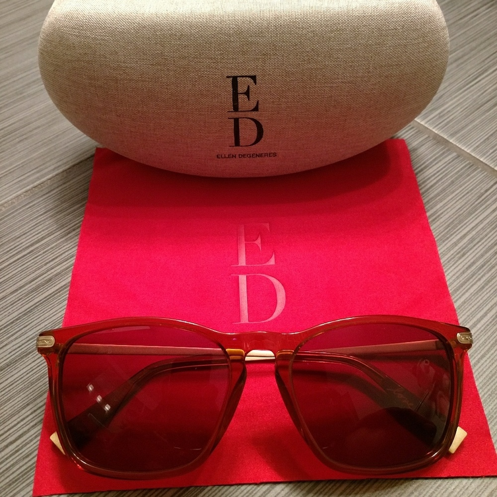 ED by Ellen Degeneres sunglasses